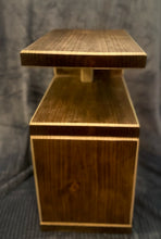 Load image into Gallery viewer, The Inzar End Table